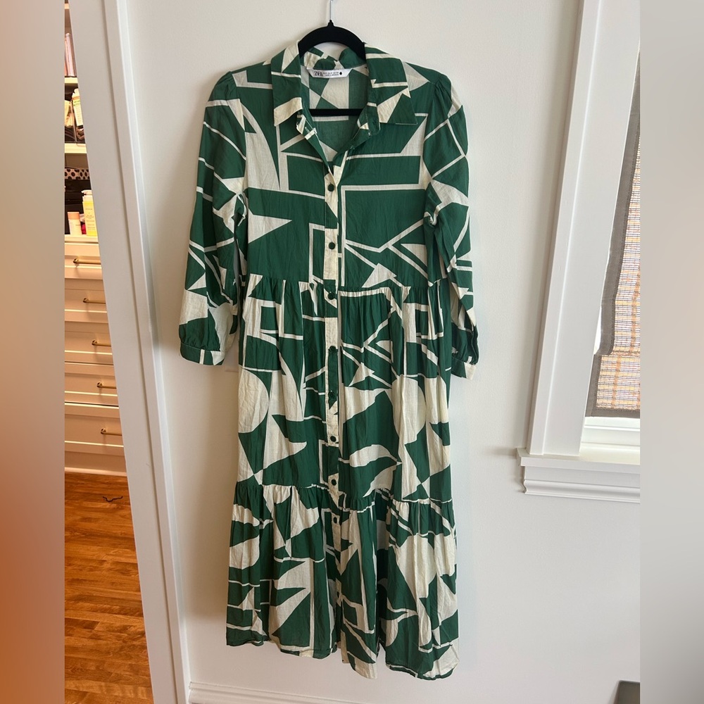 Zara Geometric Green and Cream Long Sleeve Dress